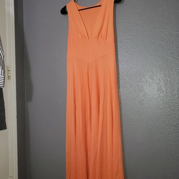 VINTAGE 60/ 70's Maxi Dress Sz 6 V neck sleeveless Tangerine color - Picture 1 of 12